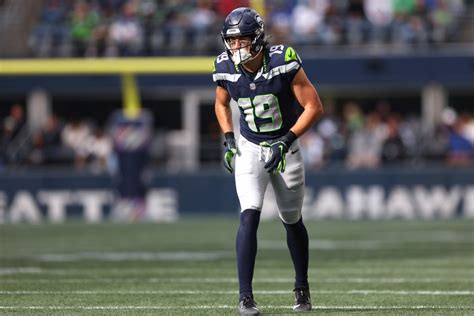 Seattle's Jake Bobo Hauls In Jaw-Dropping TD Catch | OutKick