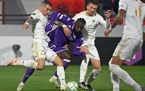 Conference Alla Fiorentina Basta Nzola Al Cukaricki Gazzetta