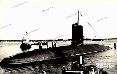 British submarine, HMS Conqueror, submarine, Stock Photo, Picture And ...