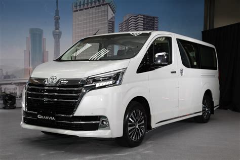 預售價1749萬起、五車型搶攻商旅車市場，全新 Toyota Granvia 商務車全球首發 Carstuff 人車事