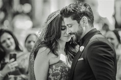 Farhan Akhtar And Shibani Dandekar Mumbai Weddingsutra