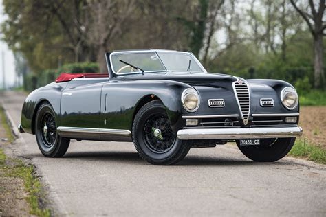 Photo ALFA ROMEO 6C 2500 SS Pinin Farina Cabriolet 1949 Motorlegend