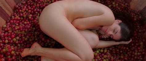 Nude Video Celebs Mariana Fausto Nude Natureza Morta