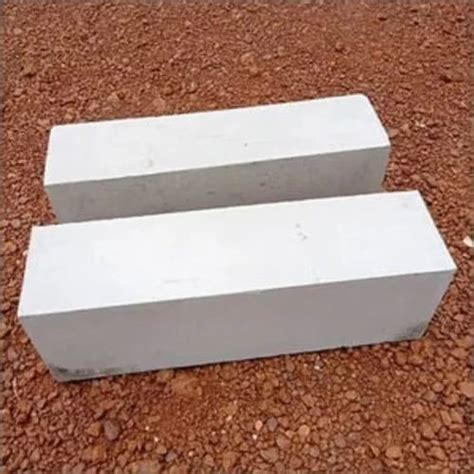 Fly Ash Lightweight Brick In X In X In At Piece In