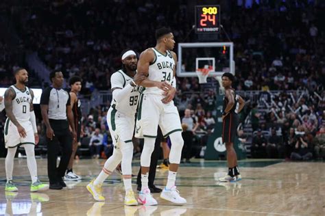 Fans React To Giannis Antetokounmpos Ejection Against Pistons