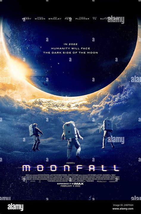 MOONFALL Advance Poster 2022 Lionsgate Courtesy Everett