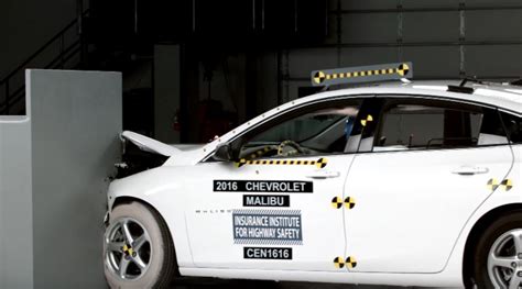 2016 Chevy Malibu Gets Good Crash Test Rating Gm Authority