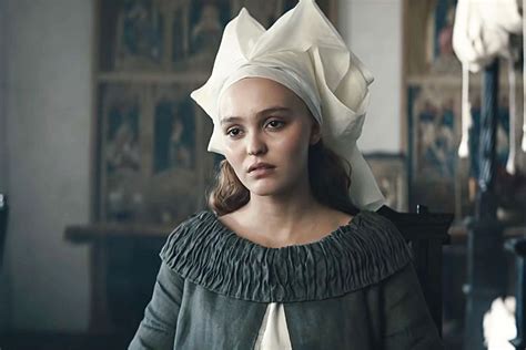 Lily Rose Depp à Laffiche De The King De Netflix Nous Parle De Timothée Chalamet Vogue France