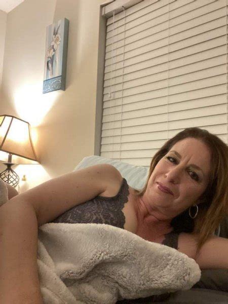 Aiken Female Escorts 44 Years Older Unhappy Divorced Mom Come Fuck