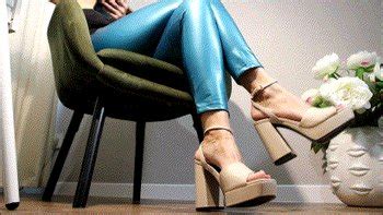 TOE TAPPING Videos And Porn Clips Clips Sale