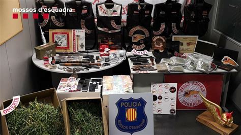 Los Mossos Detienen A Moteros De La Banda Hells Angels Mc Por