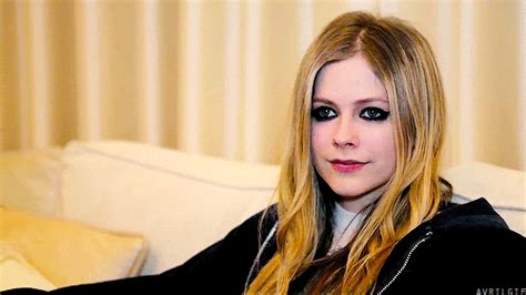 Avril Lavigne  Find And Share On Giphy