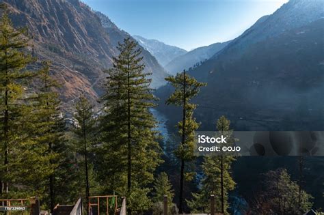 Kasol Himachal Pradesh Stock Photo - Download Image Now - Adventure, Asia, Beauty - iStock