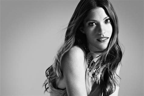 Jennifer Carpenter HD Wallpapers