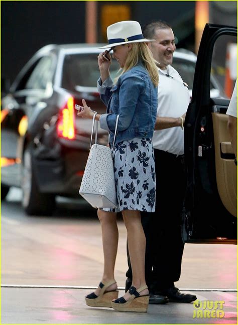 Reese Witherspoon Posts Fun Flashback From Legally Blonde Photo