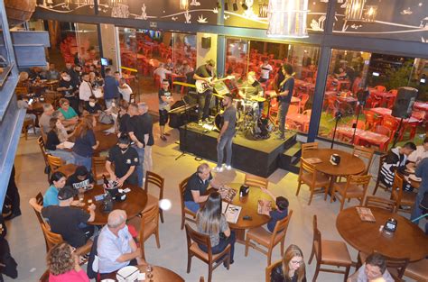 Em noite bela e arretada Calango Bar é inaugurado na Avenida Atlântica