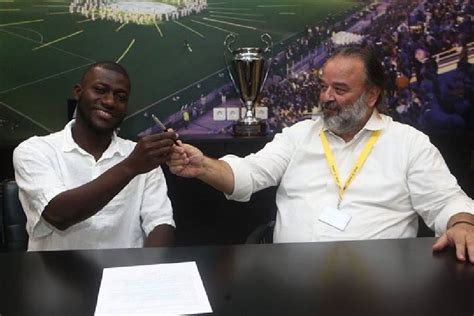 L AEK Athènes annonce la signature d Aboubakary Koita