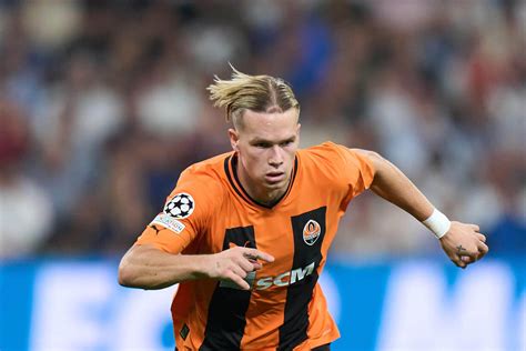 Shakhtar Winger Mykhaylo Mudryk ‘i Follow Arsenal Closely Theyre A