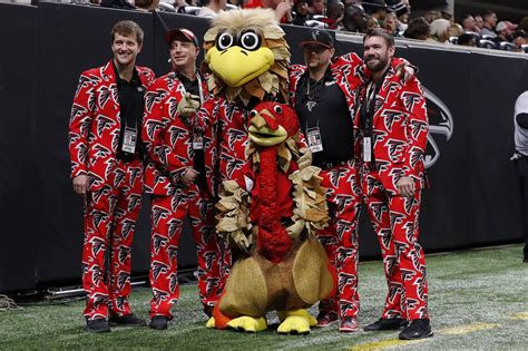 Falcons Fans Re Discover Their Confidence After The Nfl Draft The