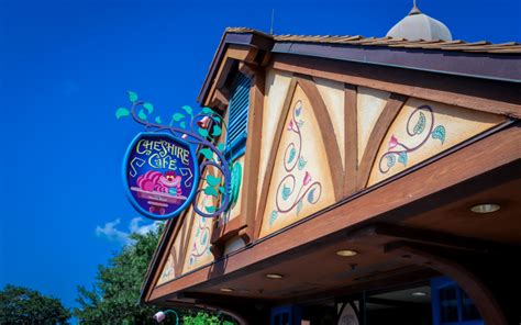 Cheshire Cafe Overview | Disney's Magic Kingdom Dining - DVC Shop