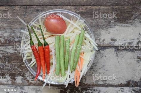 Salad Pepaya Makanan Thailand Atau Campuran Bahan Som Tom Dari Pepaya