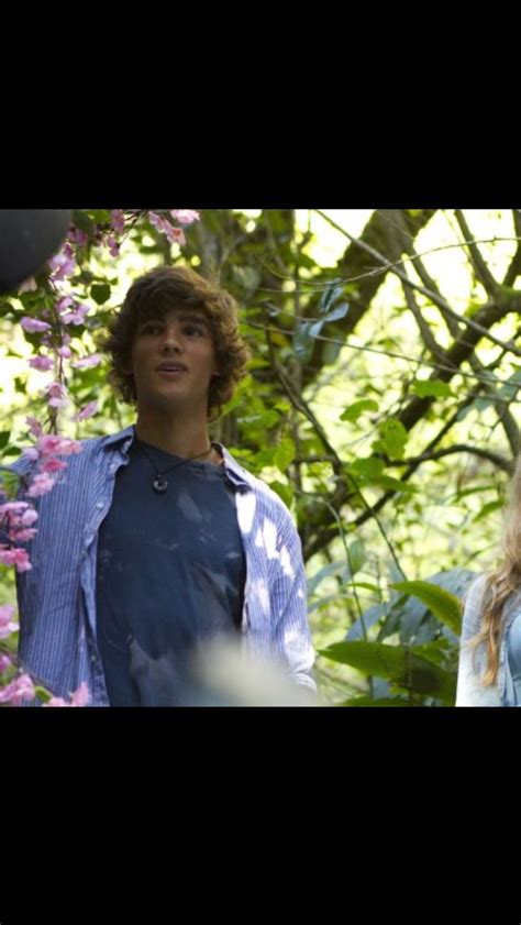 Brenton Thwaites Indiana Evans Blue Lagoon Movie Blue Lagoon