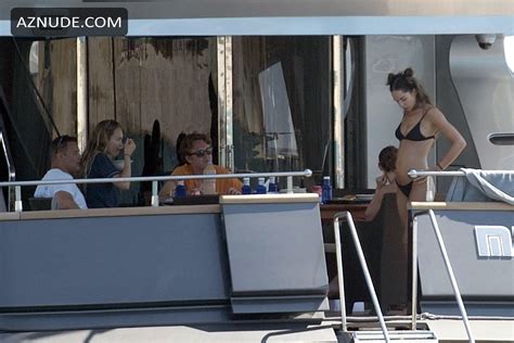 Ruby Mae Sexy Model Seen On Holiday In Ibiza With Some Friends Showing Off Her Bikini Body AZNude