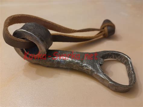 Кованые сувениры и подарки: для мужчин и девушек; цветы, фигурки ...