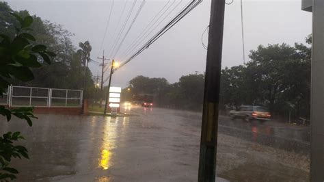 Meteorolog A Anuncia Lluvias Y Tormentas Para Departamentos