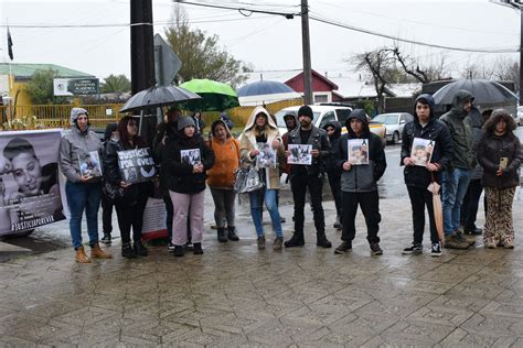 Padre de víctima de asesinato reclama contra Fiscalía por falta de