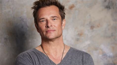 Le Plus Heureux Des Hommes David Hallyday Rend Hommage Son P Re