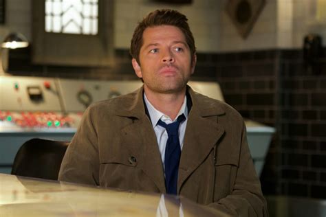 Michaels Back And Preparing For War In New Supernatural Photos The Nerdy