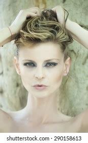 Portrait Misterious Sexy Blonde Naked Woman Foto Stok Shutterstock