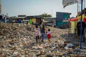 The Slums of Jakarta – Indonesia - Uncharted Backpacker