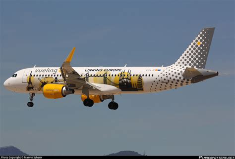 EC LVP Vueling Airbus A320 214 WL Photo By Marvin Schenk ID 413530