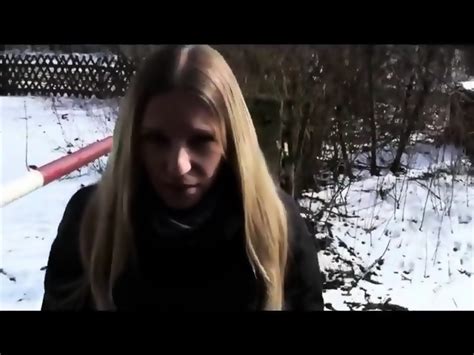 Skinny Blonde Deutsch Im Freien Gefickt