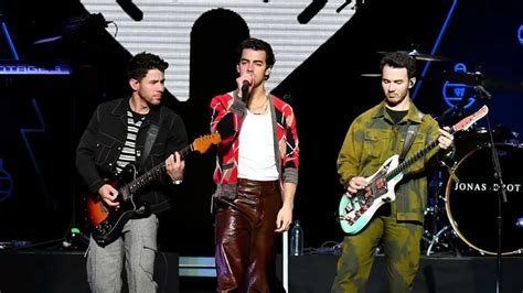 Jonas Brothers En La Arena Cdmx Accesos Horarios Y Todo Sobre Sus