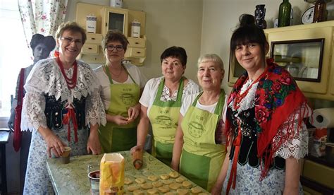 Kreple Na Familokach Czyli T Usty Czwartek W Czerwionce Leszczynach