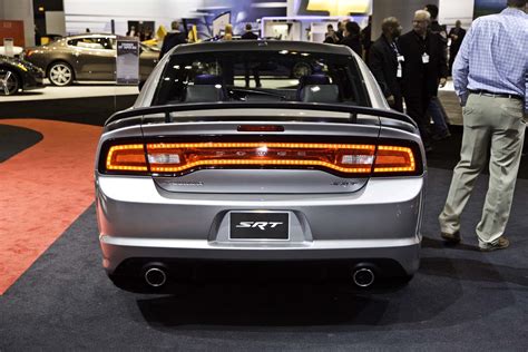 Srt Adds Satin Vapor Editions For 300 Challenger And Charger Srt