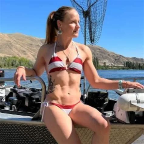 Sex W Bioze Free Kissing Hd Porn Video Xhamster