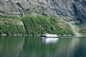 Une Croisi Re En Norv Ge Avec Hurtigruten Et Pourtant Elle Tourne