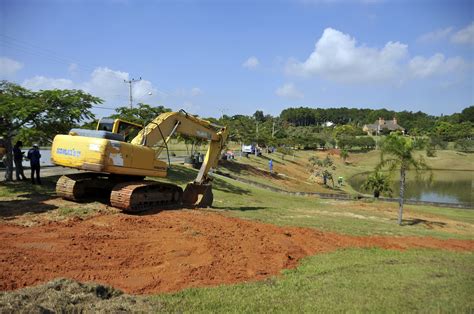 Novo Emissário do Saae está em fase de conclusão Prefeitura Municipal