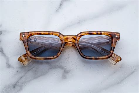 jacques marie mage casablanca  cairo le bar  lunettes  thibaut