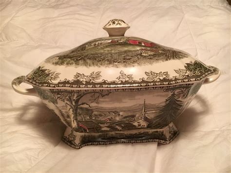 Johnson Brothers Friendly Village Covered Soup Tureen Rectangular Base