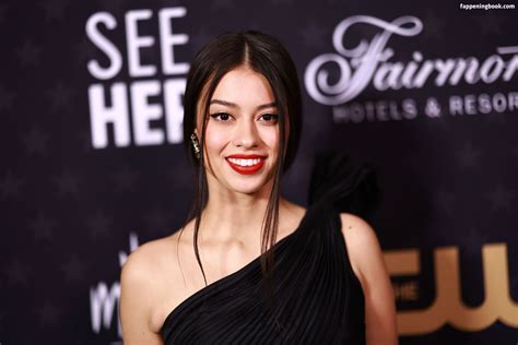 Amber Midthunder Ambermidthunder Nude OnlyFans Leaks Fappening FappeningBook