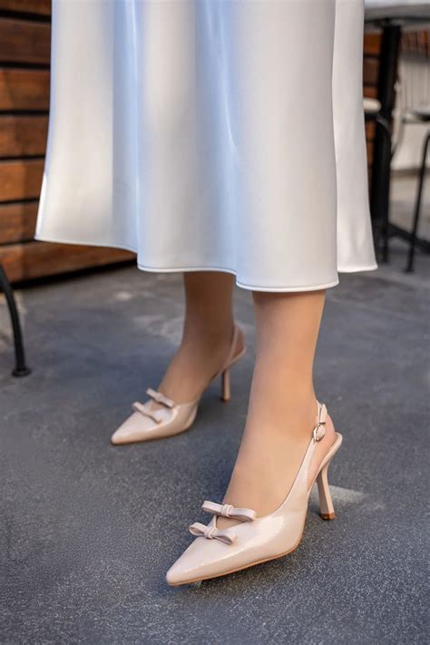 LAMİNTA Maritza Nude Fiyonk Detaylı Tokalı Kemer Bağlı Kadın Topuklu Ayakkabı Fiyatı Yorumları