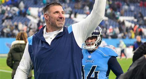 Former Ohio State Defensive Lineman Mike Vrabel Named Ap Nfl Coach Of