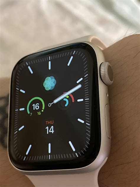What color Apple Watch and iPhone do you have ? I’ve got a gold 11 Pro