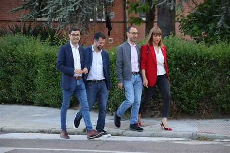 Galer A El Secretario Auton Mico Del Psoe Luis Tudanca Acude A