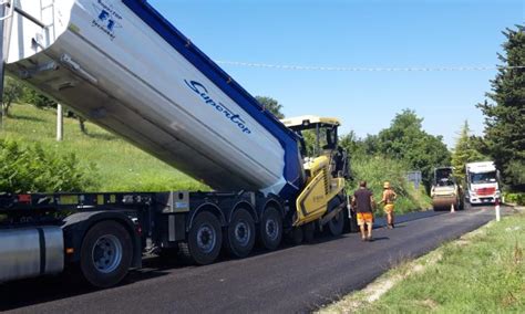 Abbadia Di Fiastra Mogliano Al Via I Lavori Di Asfaltatura Lungo